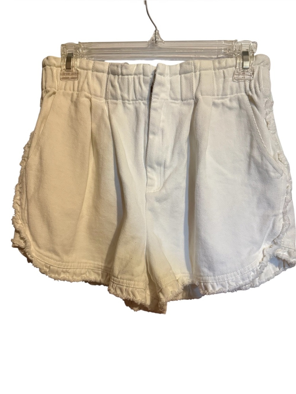 Very J White High-Waist Frayed Hem Casual Shorts